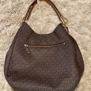 Michael Kors Lillie Large Chain Shoulder Bag